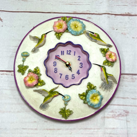 NWT Taheat Hummingbird Themed Wall Clock - Picture 1 of 12
